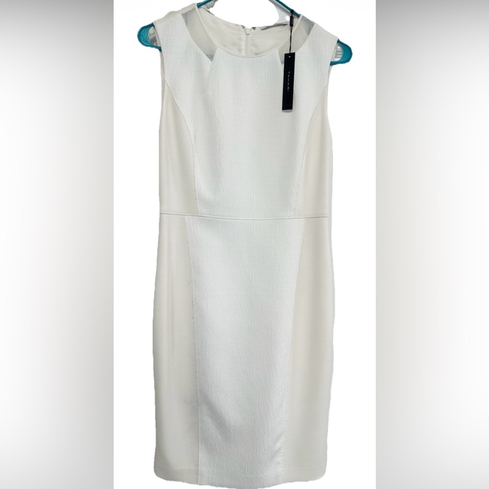 ⚡️Clearance | Final Sale ⚡️ 
TAHARI Ivory Sleeveless Sheath Dress